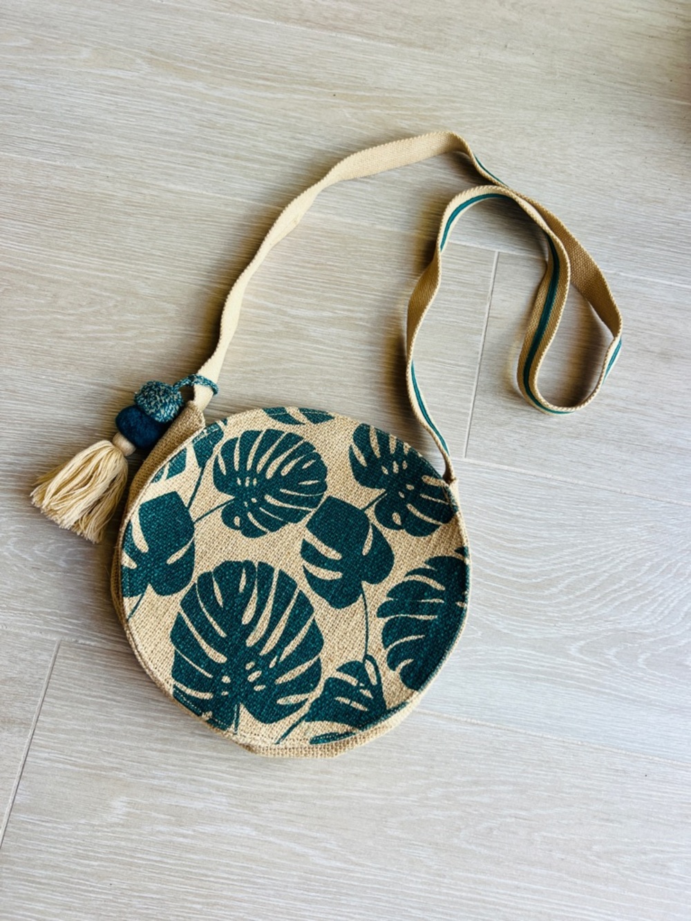 Woven Crossbody Bag with Tropical Leaf Design